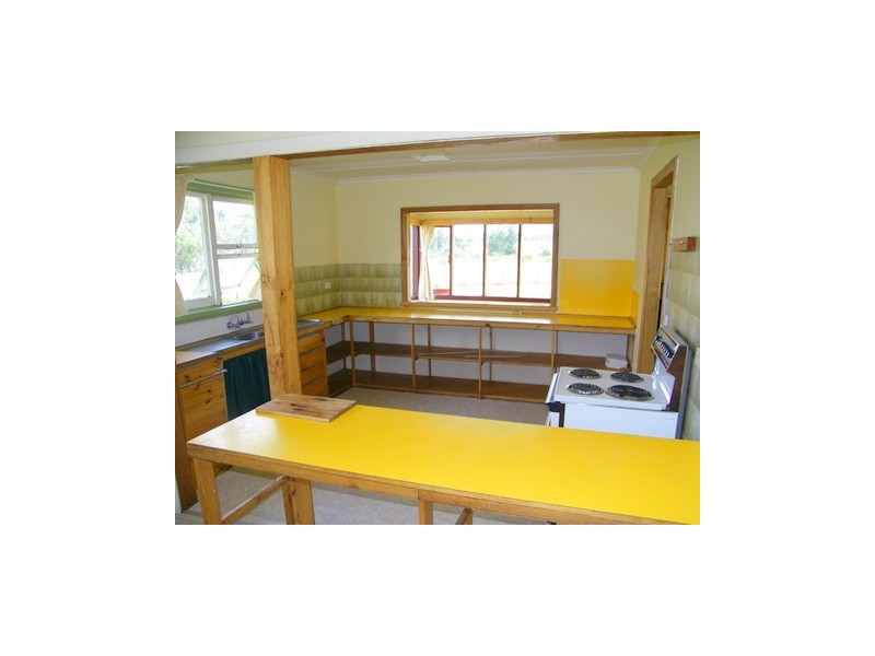 12 Spencer Street, Triabunna TAS 7190