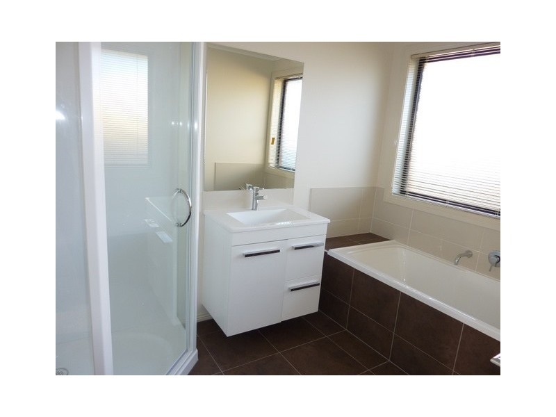 2/11 Bonnett Place, Mornington TAS 7018