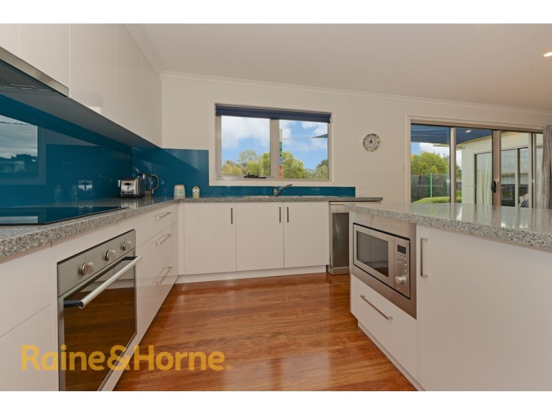 13 Vivalenett Close, Seven Mile Beach TAS 7170