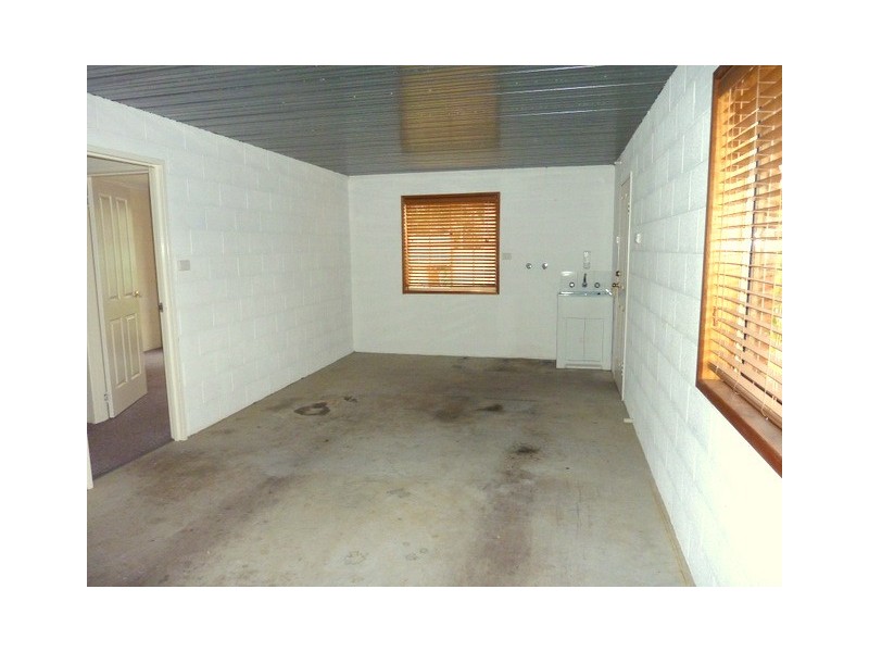 8/42 Sherwood Court, Lindisfarne TAS 7015