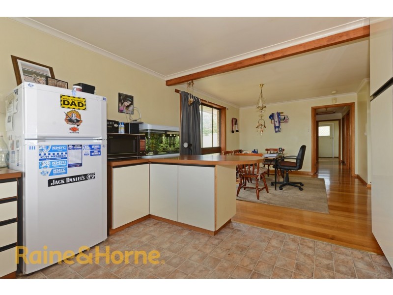 6 Maum Street, Rokeby TAS 7019