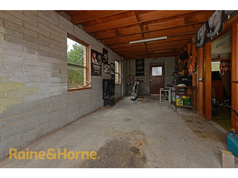 6 Maum Street, Rokeby TAS 7019