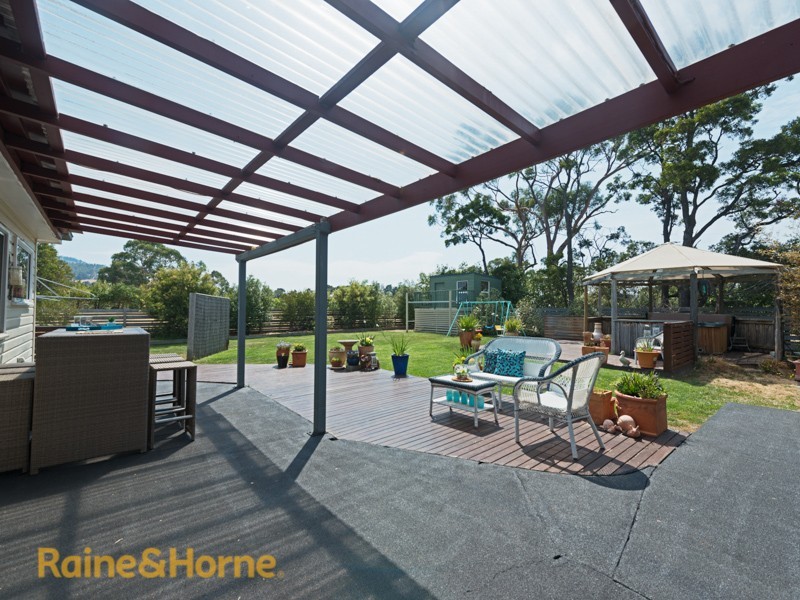 216 Roches Beach Road, Roches Beach TAS 7170