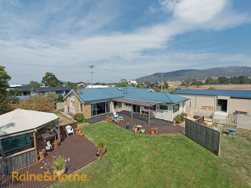 216 Roches Beach Road, Roches Beach TAS 7170