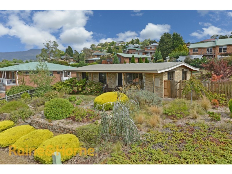20 Clives Avenue, Old Beach TAS 7017