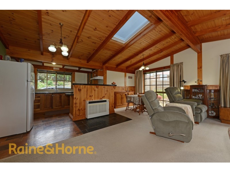20 Clives Avenue, Old Beach TAS 7017