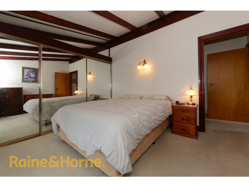 20 Clives Avenue, Old Beach TAS 7017