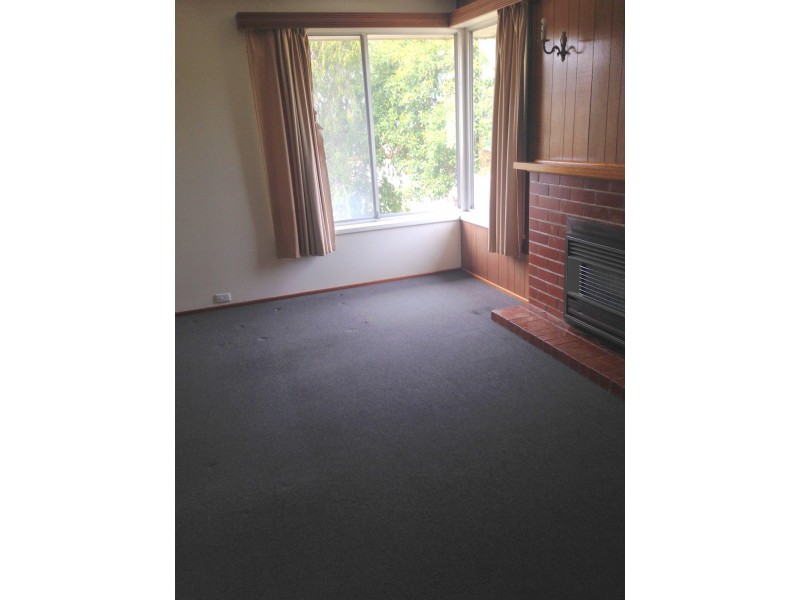 20 Calvert  Street, Rokeby TAS 7019
