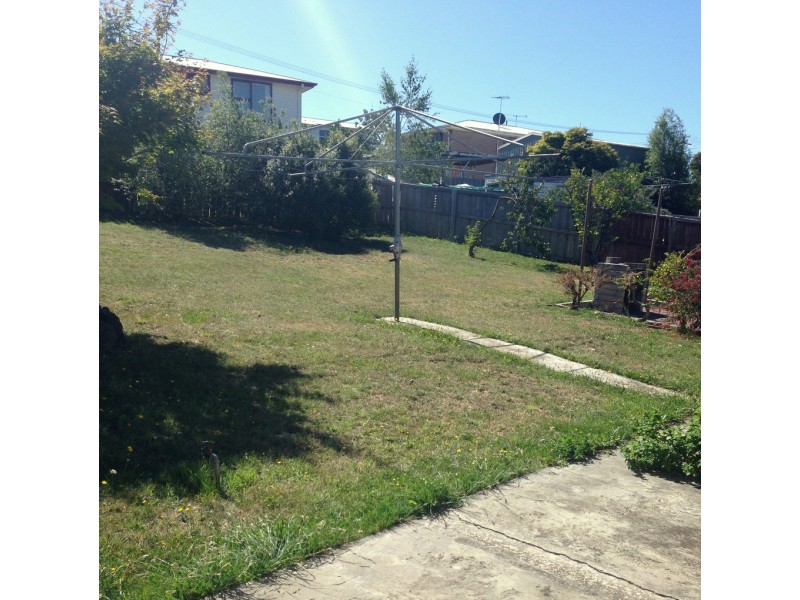 20 Calvert  Street, Rokeby TAS 7019
