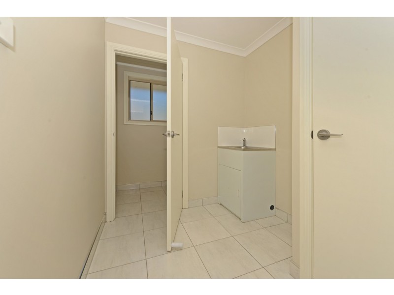 1 and 2/53 Emmaline Court, Rokeby TAS 7019