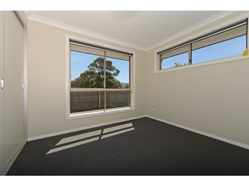 1 and 2/53 Emmaline Court, Rokeby TAS 7019