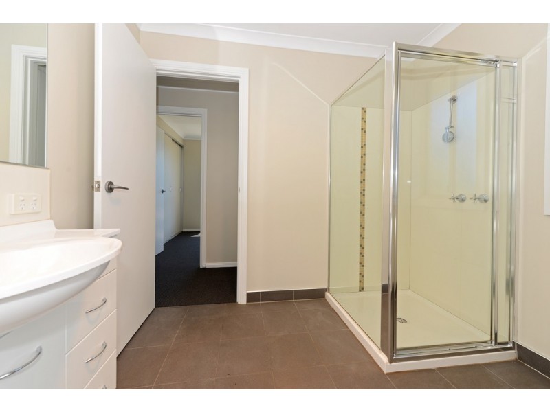 1 and 2/53 Emmaline Court, Rokeby TAS 7019