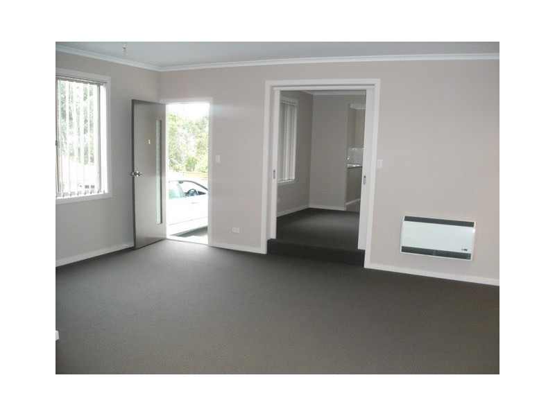 2/36 Willowbend Road, Kingston TAS 7050