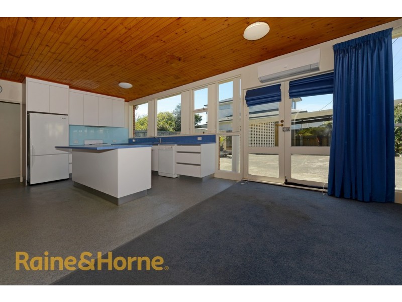 43 Carlton Street, New Town TAS 7008