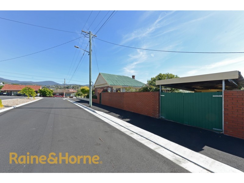 43 Carlton Street, New Town TAS 7008