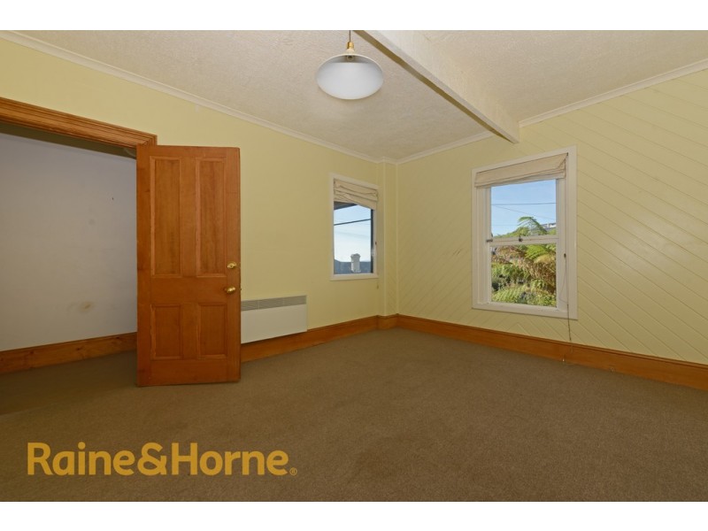 33 Salvator Place, West Hobart TAS 7000