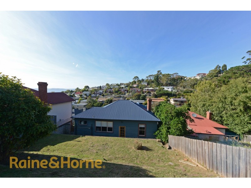 33 Salvator Place, West Hobart TAS 7000