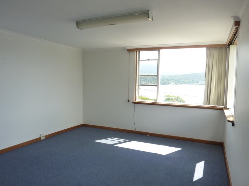 1/5 Chatsworth street, Rose Bay TAS 7015