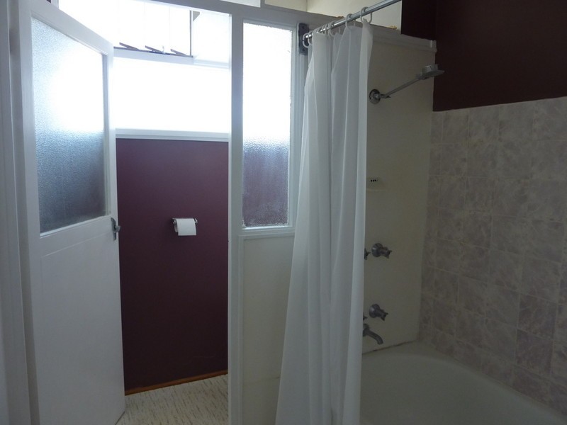 1/5 Chatsworth street, Rose Bay TAS 7015