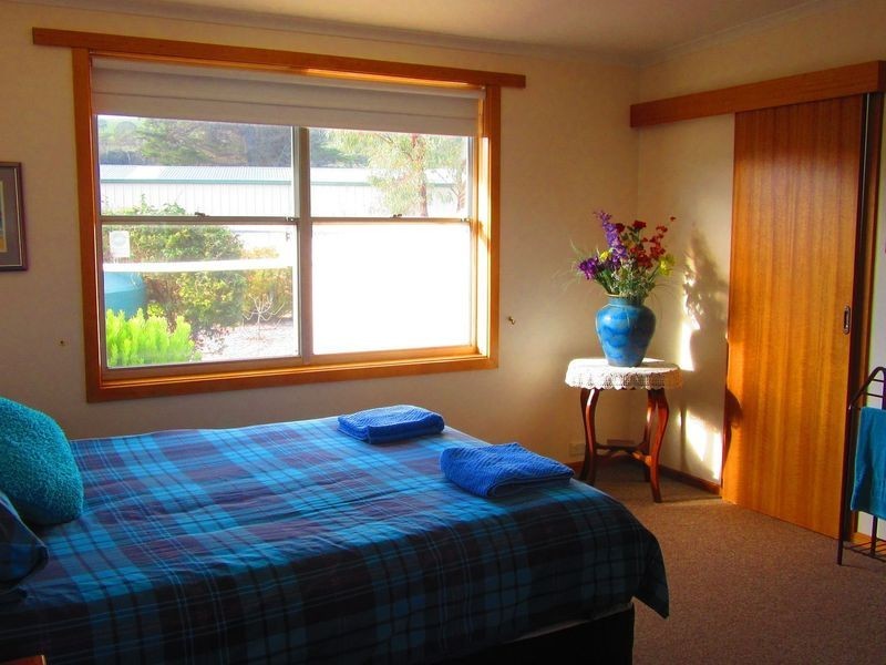 3 Spitfarm Road, Opossum Bay TAS 7023