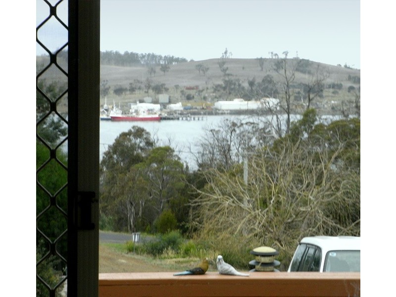 92 Barton Avenue, Triabunna TAS 7190