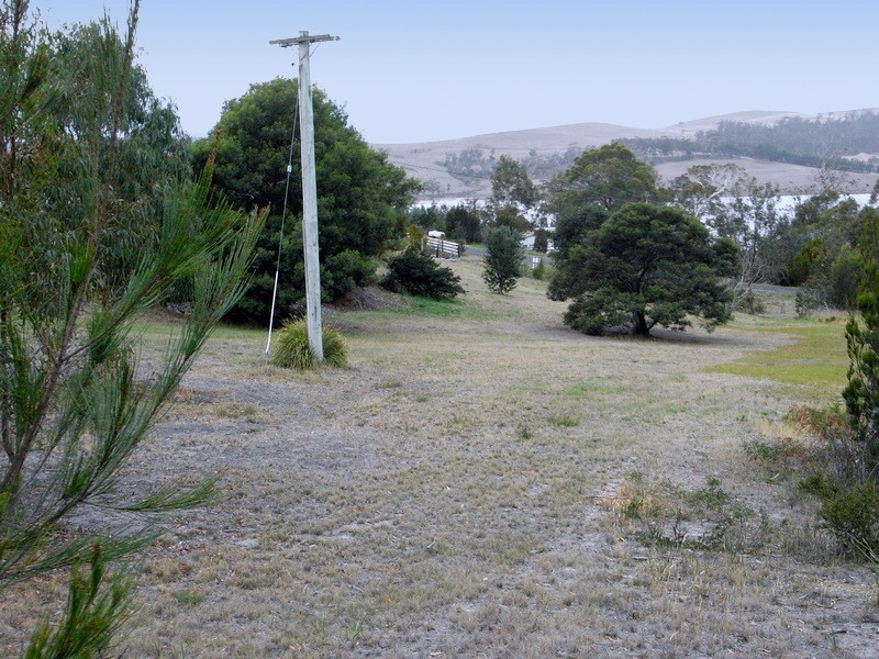 92 Barton Avenue, Triabunna TAS 7190