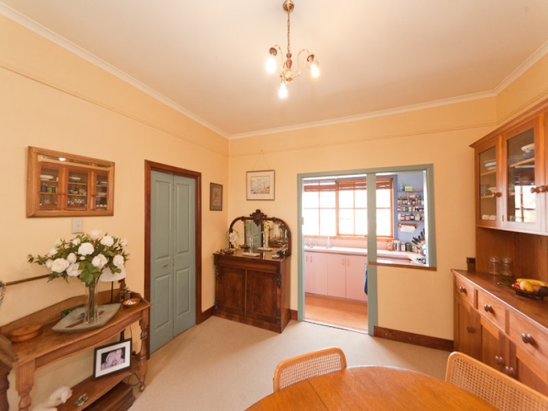 6 Lower Jordan Hill Road, West Hobart TAS 7000