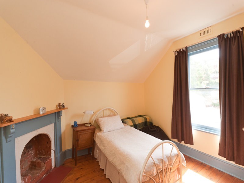 6 Lower Jordan Hill Road, West Hobart TAS 7000