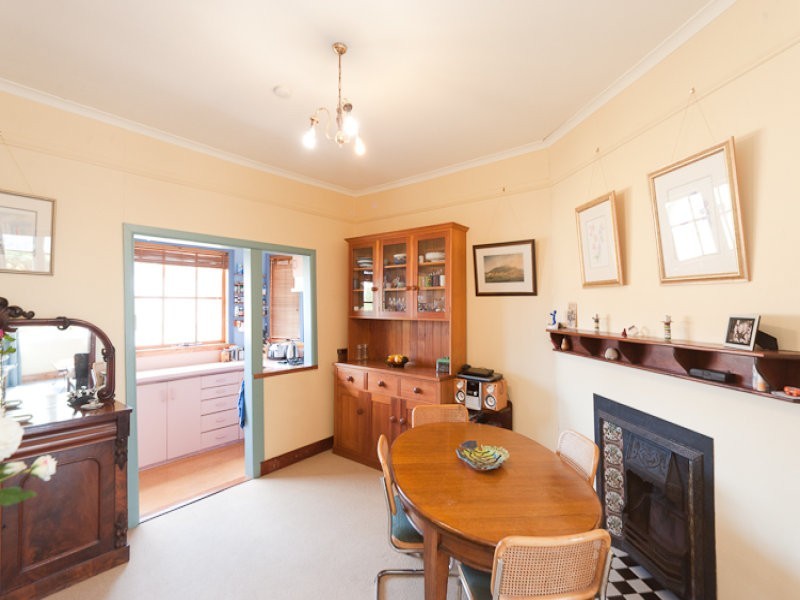 6 Lower Jordan Hill Road, West Hobart TAS 7000