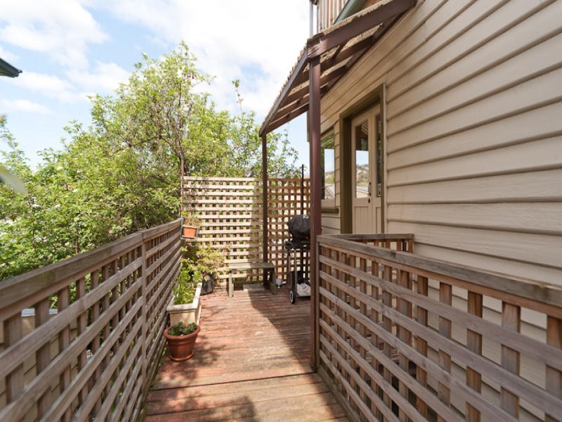 6 Lower Jordan Hill Road, West Hobart TAS 7000