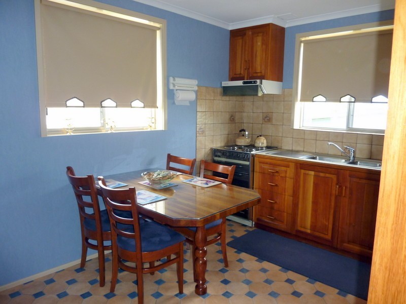 28 Chequers Street, Rokeby TAS 7019