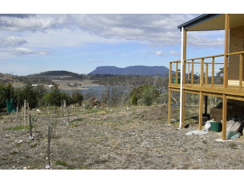 88 Barton Avenue, Triabunna TAS 7190