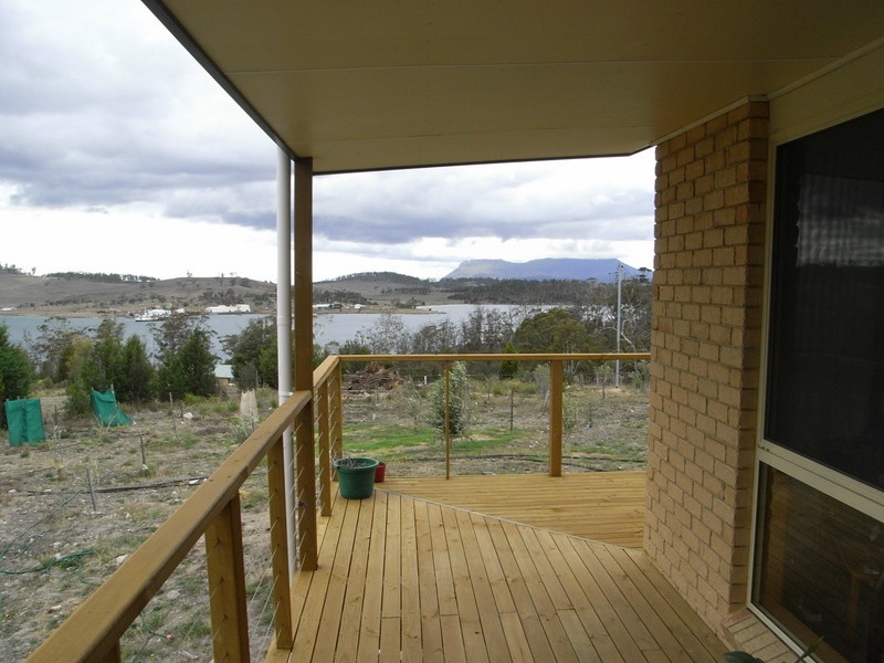 88 Barton Avenue, Triabunna TAS 7190