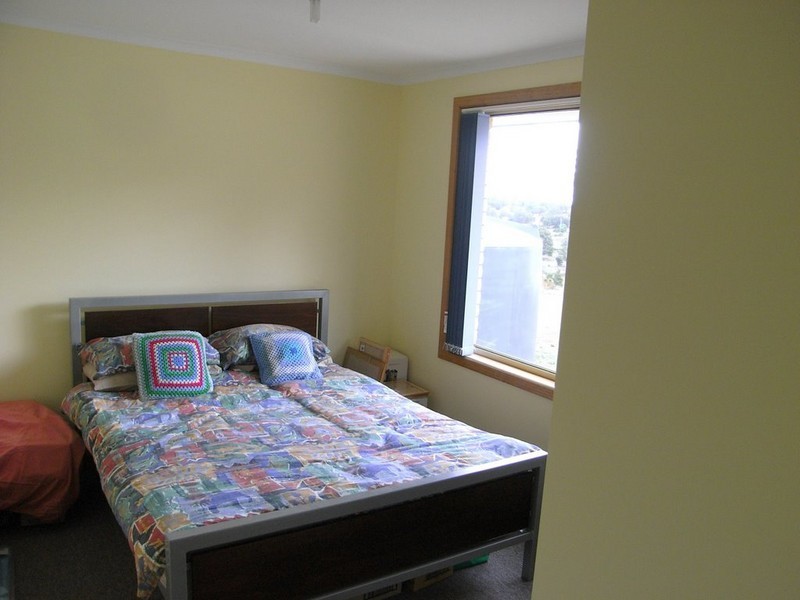 88 Barton Avenue, Triabunna TAS 7190