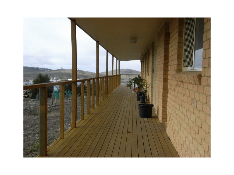 88 Barton Avenue, Triabunna TAS 7190