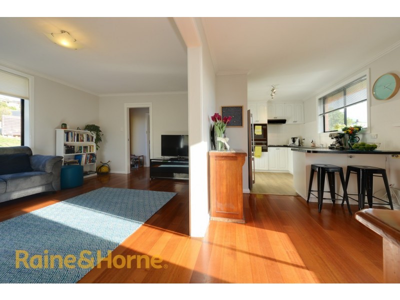 11 Greenacres Road, Geilston Bay TAS 7015