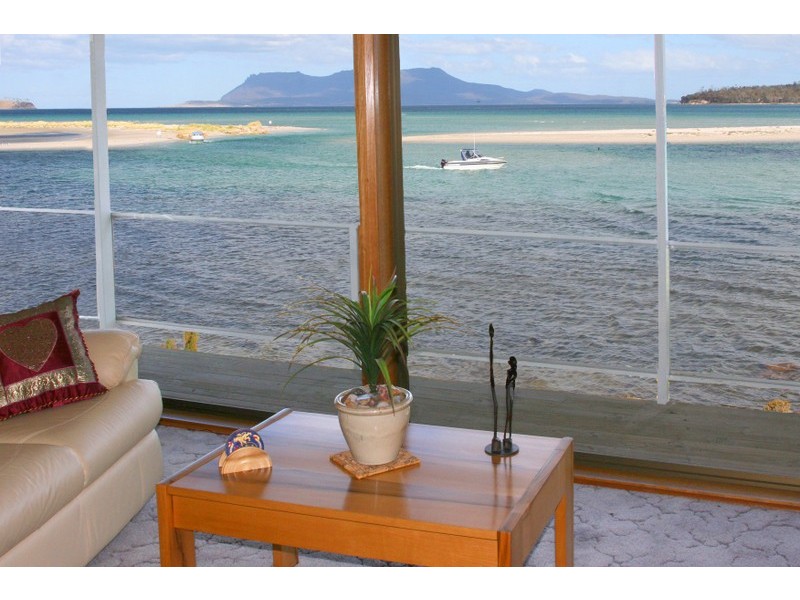 52 Tasman Highway, Orford TAS 7190