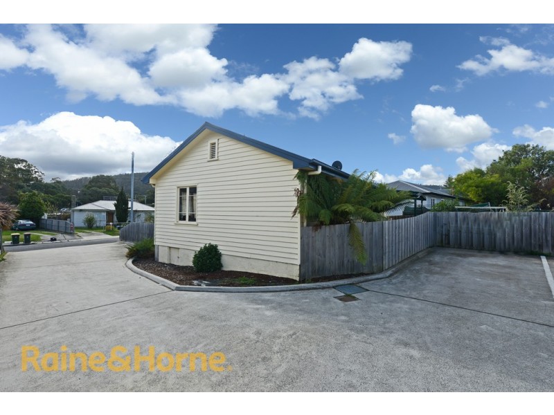 1/7 Erebus Street, Warrane TAS 7018