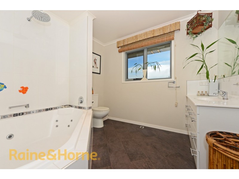 6 Alec Campbell Drive, Brighton TAS 7030