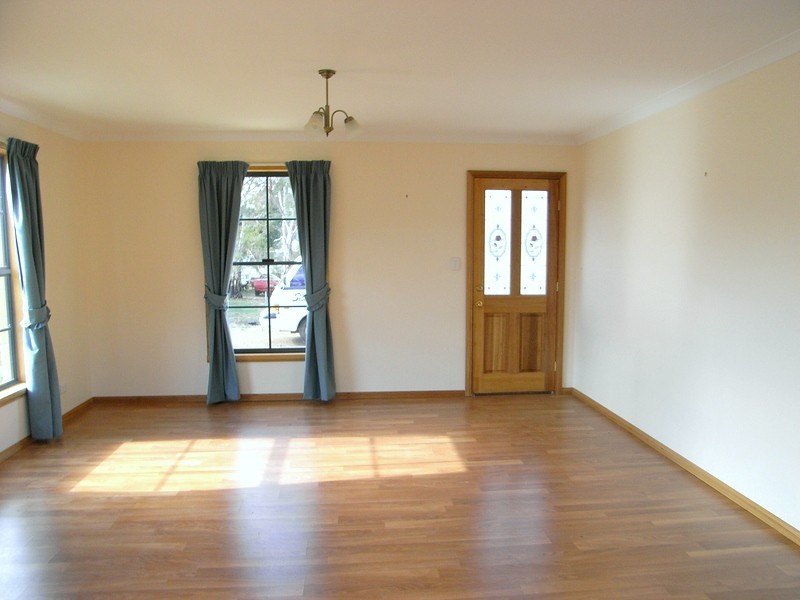 8 Station Street, Colebrook TAS 7027
