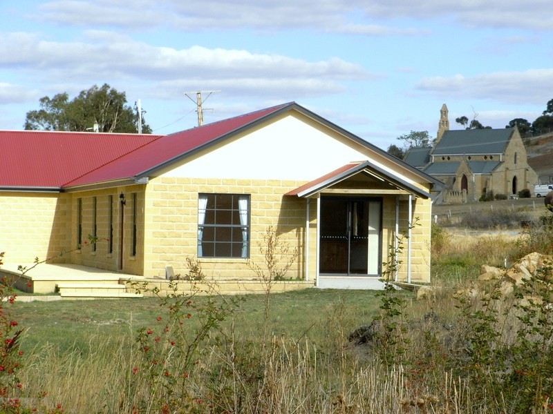8 Station Street, Colebrook TAS 7027