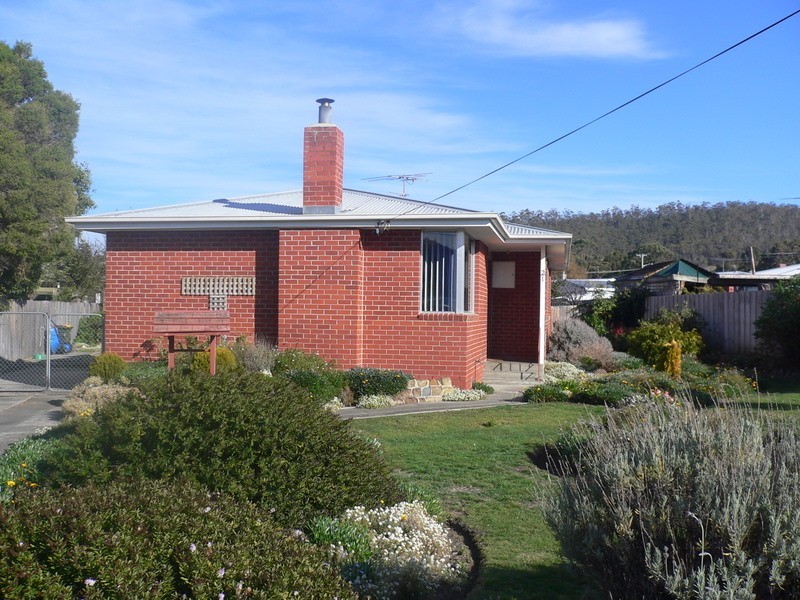 21 Free Street, Rokeby TAS 7019