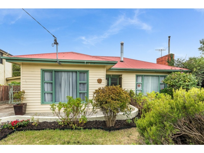58 RISDON ROAD, New Town TAS 7008