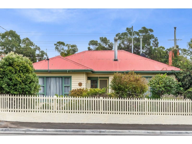 58 RISDON ROAD, New Town TAS 7008