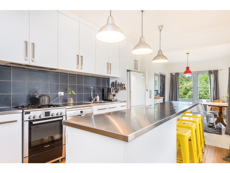 58 RISDON ROAD, New Town TAS 7008
