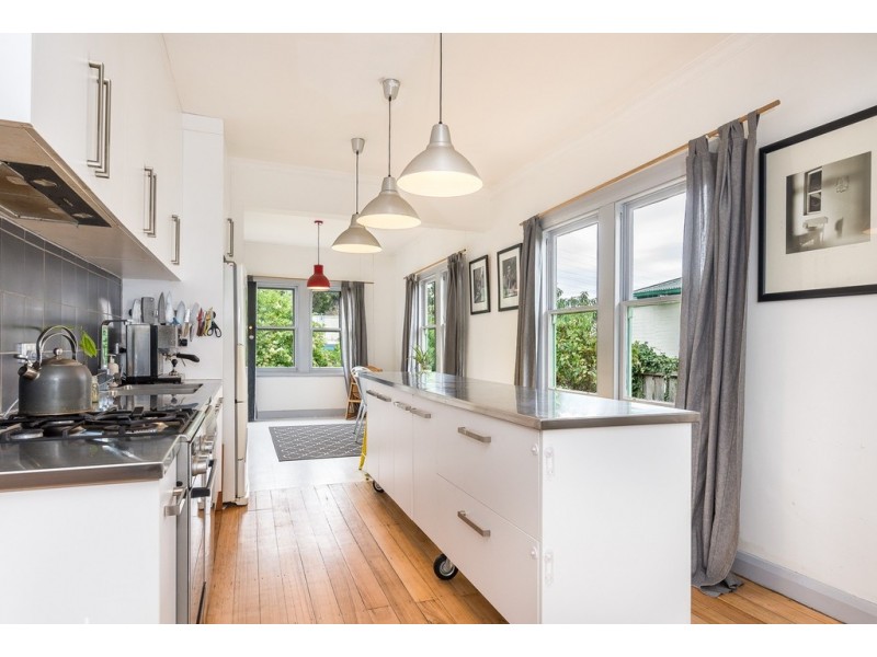 58 RISDON ROAD, New Town TAS 7008