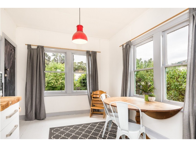58 RISDON ROAD, New Town TAS 7008