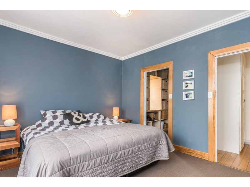 58 RISDON ROAD, New Town TAS 7008