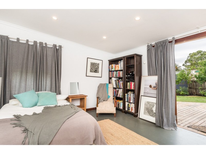 58 RISDON ROAD, New Town TAS 7008
