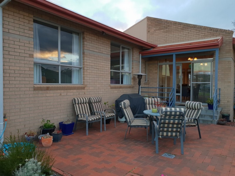 5 Buckingham Drive, Howrah TAS 7018